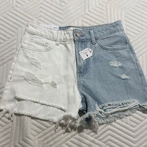 Two-Tone Distressed Women Shorts vervet